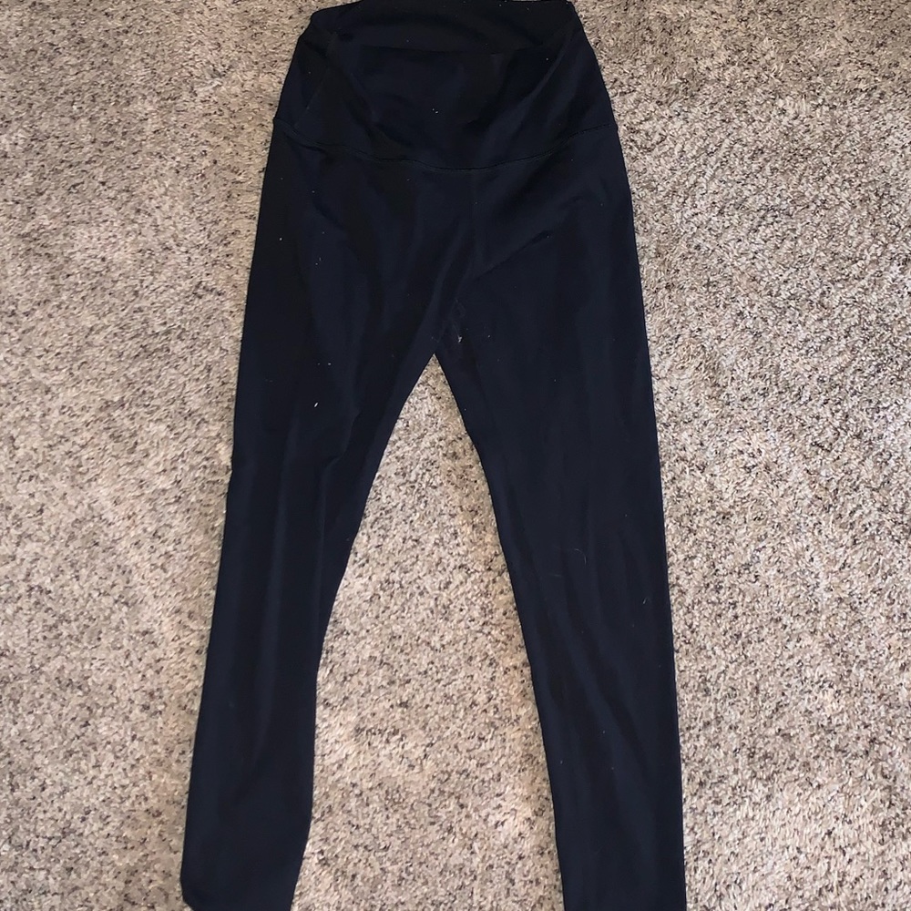 Black born primitive leggings